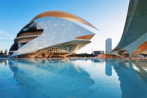 Discover Valencia: City of the Arts and Sciences .